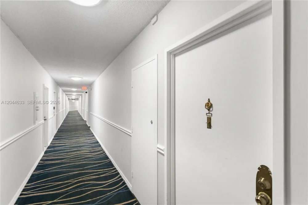 3725 S Ocean Dr #1117 Hollywood, FL 33019