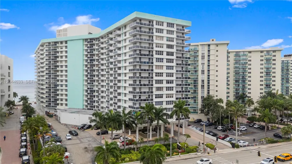 3725 S Ocean Dr #1117 Hollywood, FL 33019
