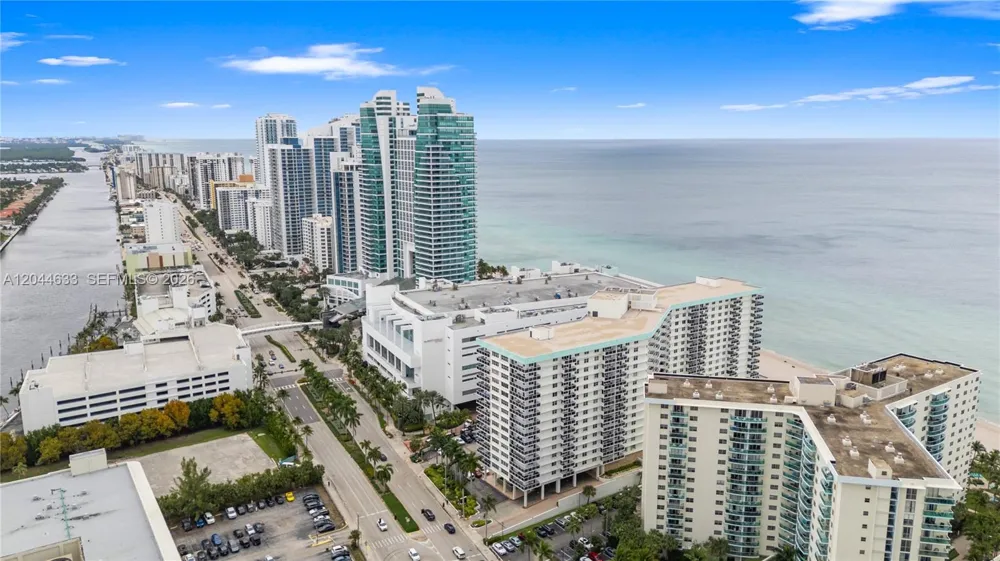 3725 S Ocean Dr #1117 Hollywood, FL 33019