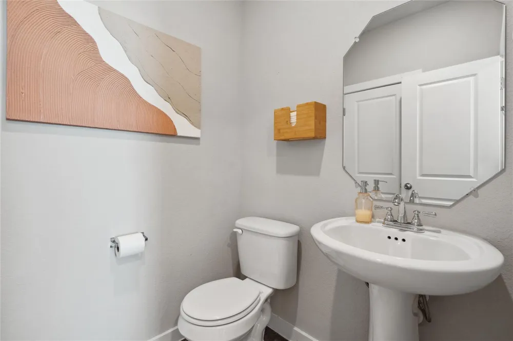 523 Powell Drive Leander, TX 78641
