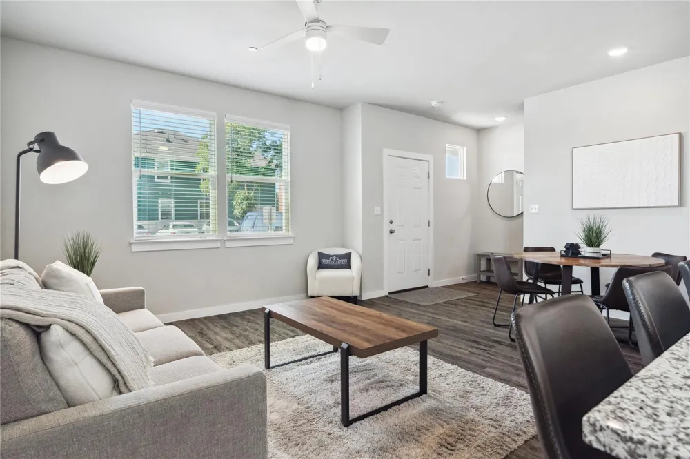 523 Powell Drive Leander, TX 78641