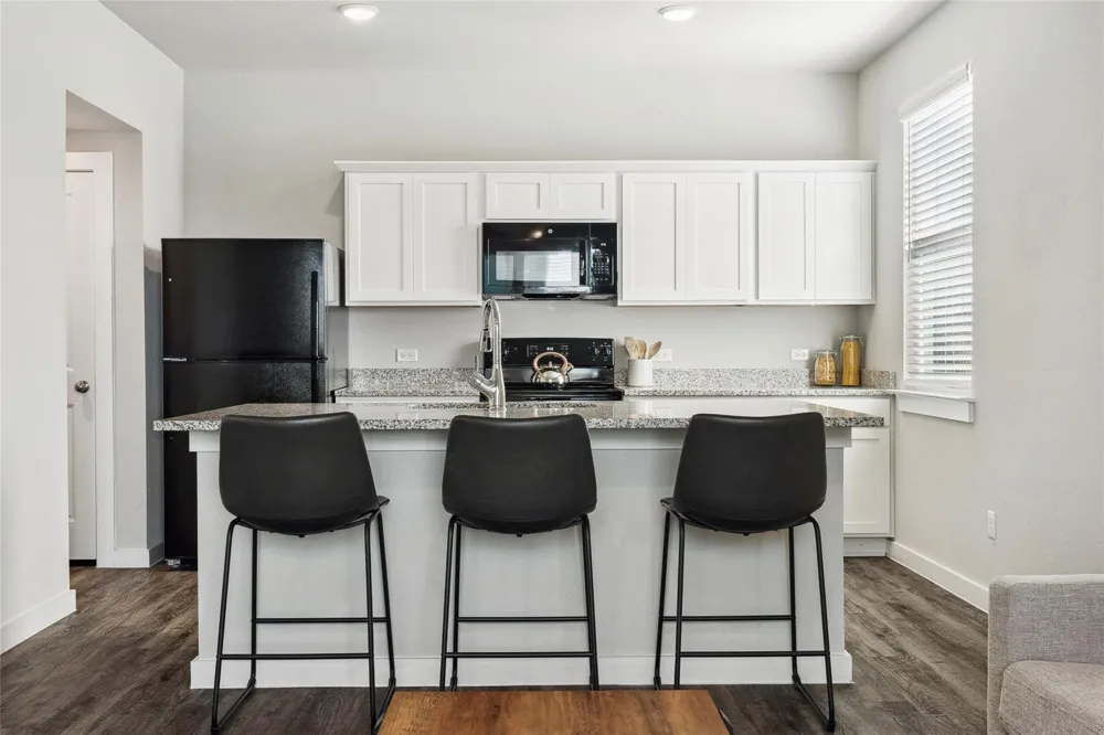 523 Powell Drive Leander, TX 78641