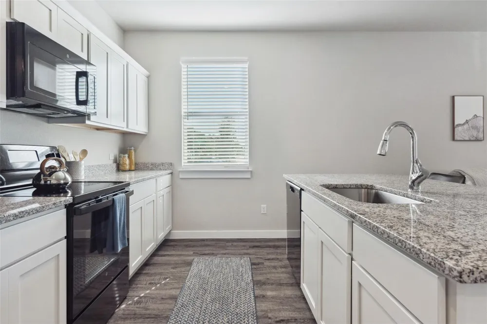523 Powell Drive Leander, TX 78641