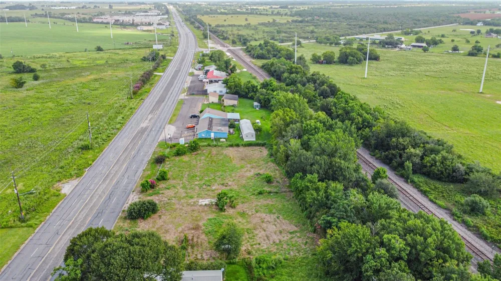 2158 Highway 36 Sealy, TX 77474