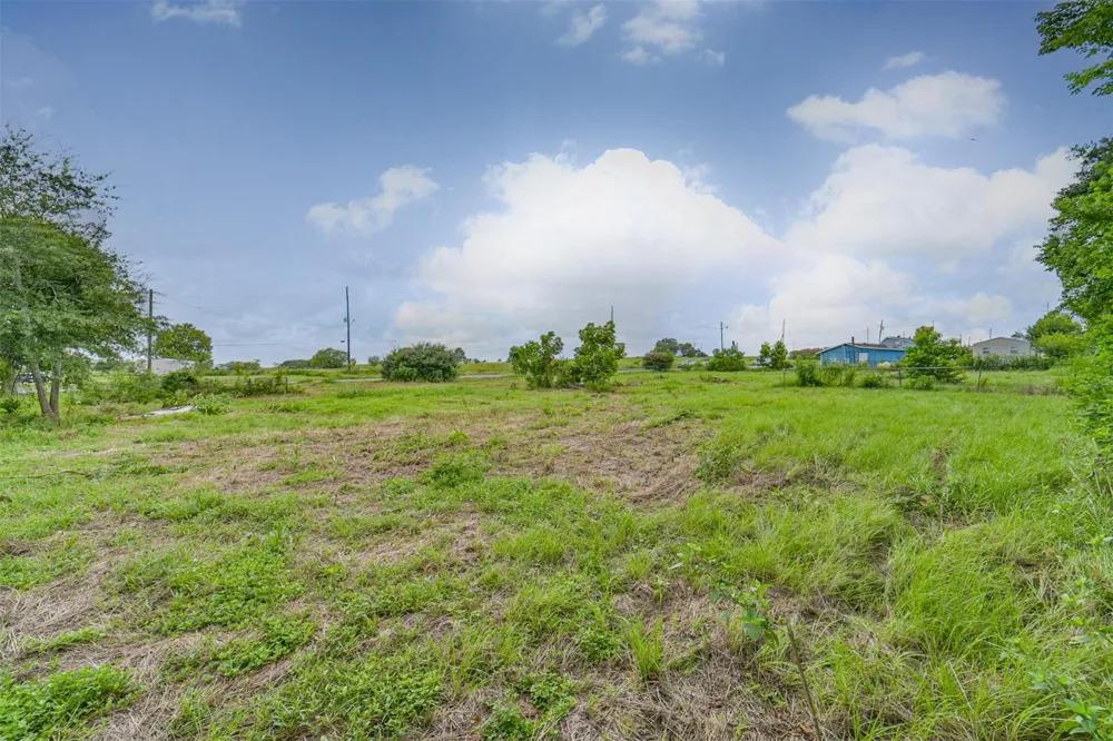 2158 Highway 36 Sealy, TX 77474