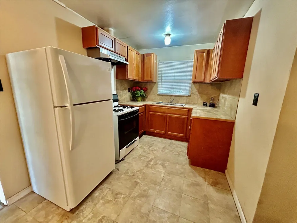 1810 11th Street Orange, TX 77630