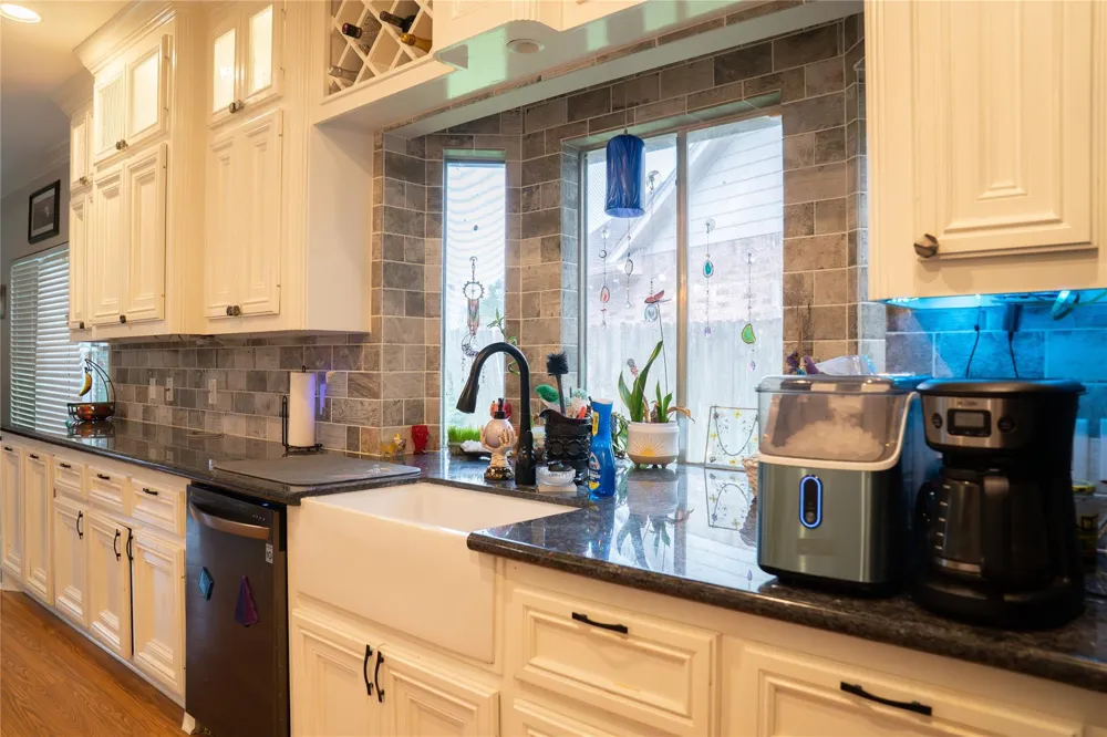 1306 Shady Grove Court Seabrook, TX 77586