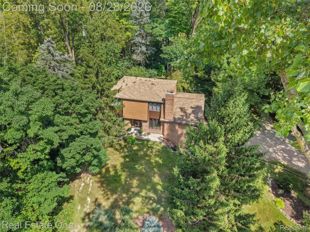 101 Wimberly Drive Rochester Hills City, MI 48306