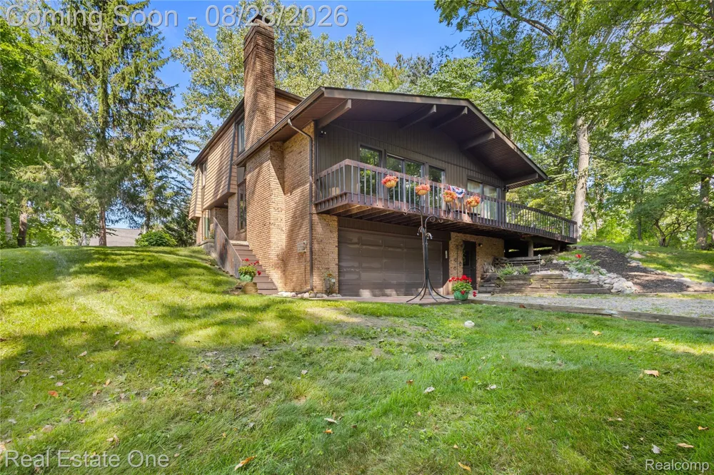 101 Wimberly Drive Rochester Hills City, MI 48306