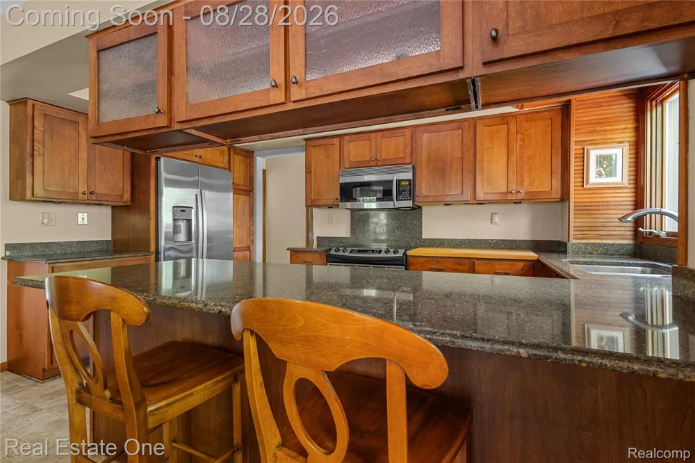 101 Wimberly Drive Rochester Hills City, MI 48306