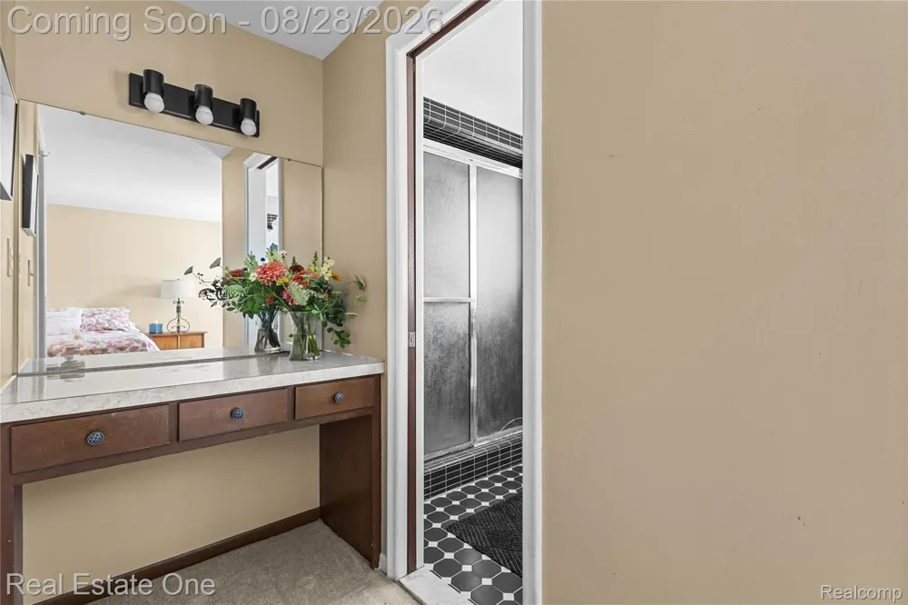 101 Wimberly Drive Rochester Hills City, MI 48306