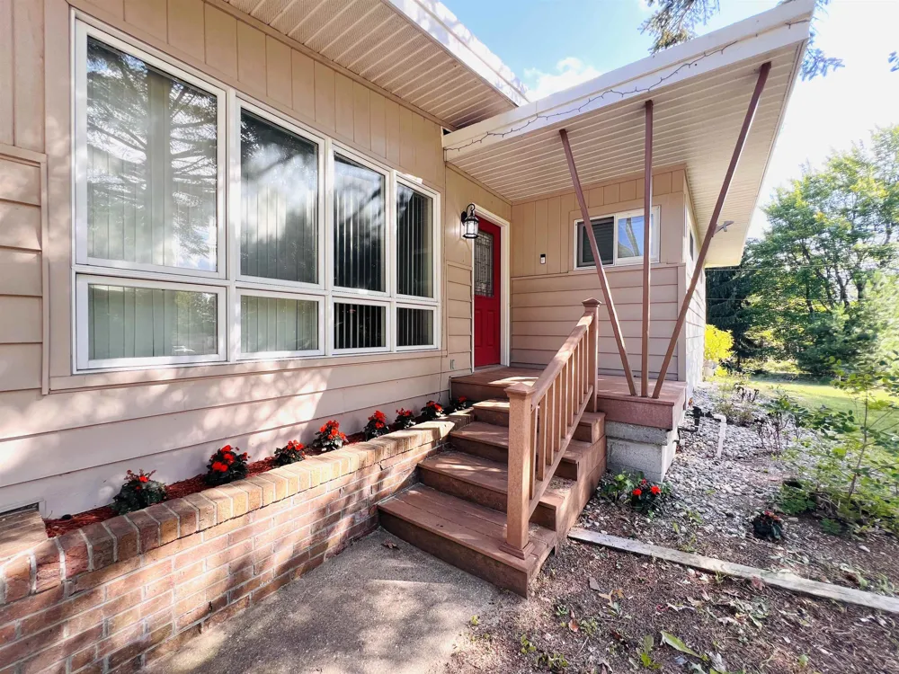 5121 Crosby Road Haring Charter Township, MI 49601