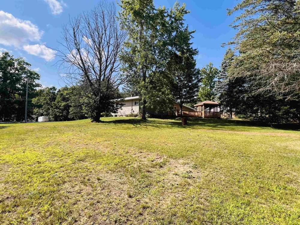5121 Crosby Road Haring Charter Township, MI 49601