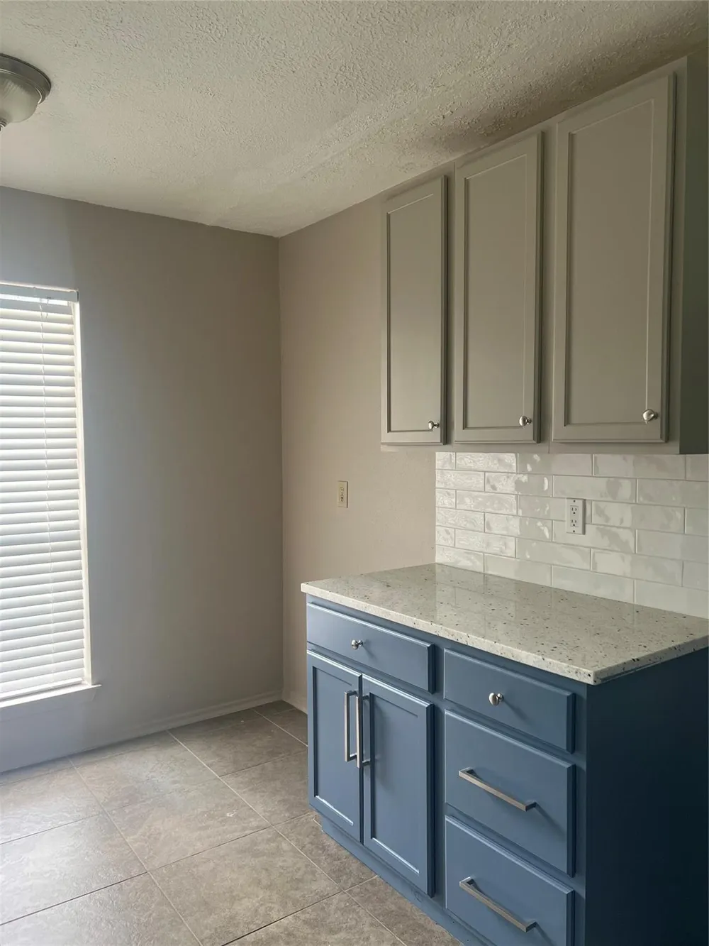 19319 Hollowlog Drive Katy, TX 77449