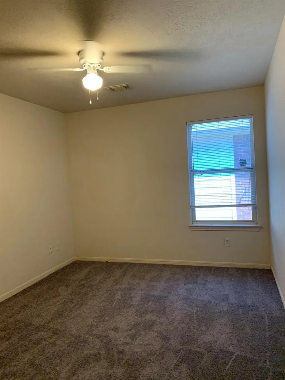 3942 Teal Run Meadows Drive Fresno, TX 77545