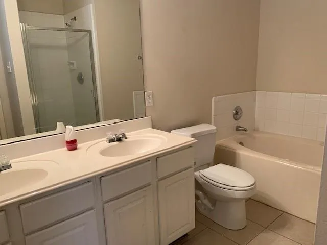 3942 Teal Run Meadows Drive Fresno, TX 77545