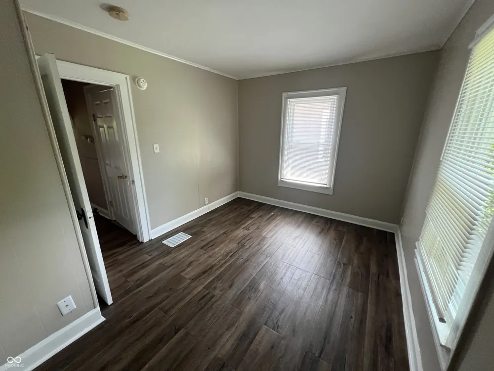 894 Gladstone Avenue Indianapolis, IN 46201