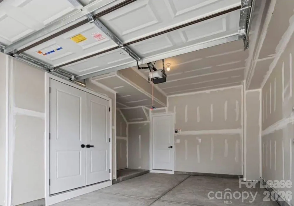 2837 Statesville Avenue Charlotte, NC 28206