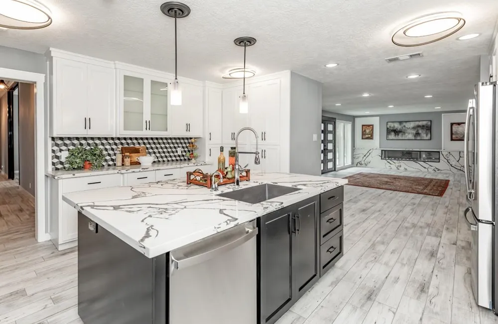 1380 Thomas Road Beaumont, TX 77706