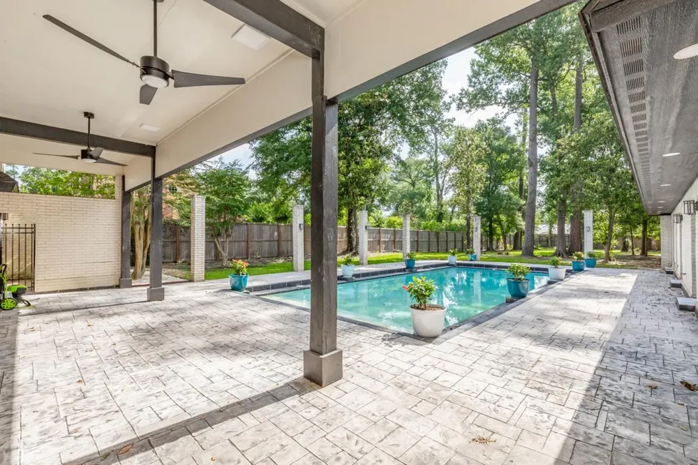 1380 Thomas Road Beaumont, TX 77706