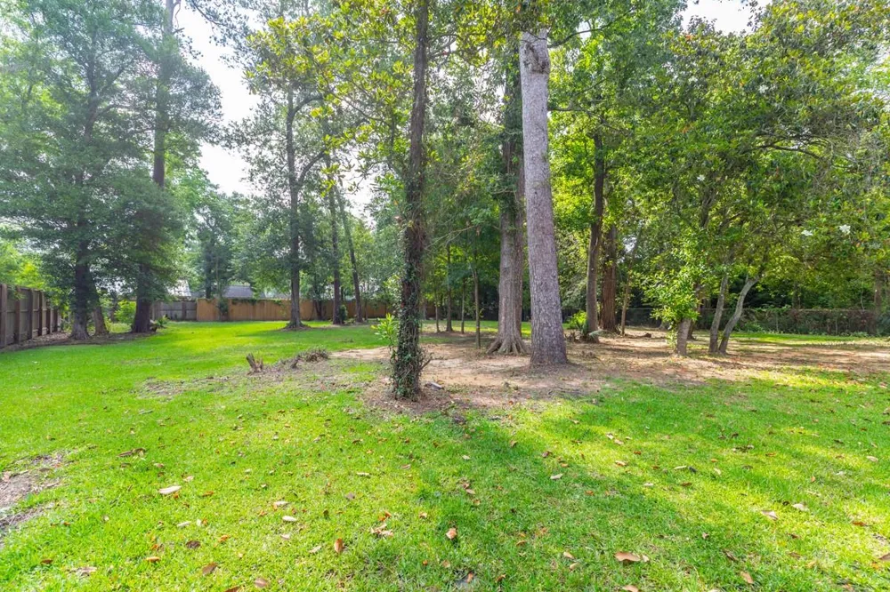 1380 Thomas Road Beaumont, TX 77706