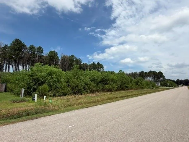 178 County Road 6614 Dayton, TX 77535