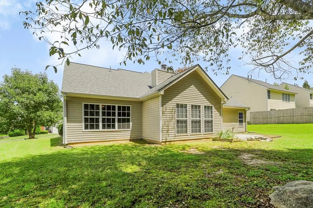 1610 Brisbane Drive Dacula, GA 30019