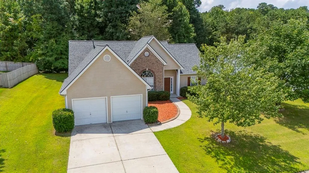 1610 Brisbane Drive Dacula, GA 30019