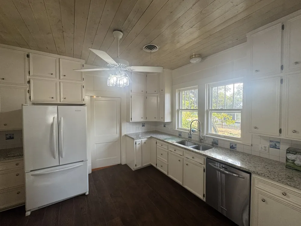 410 E Main Street Wortham, TX 76693