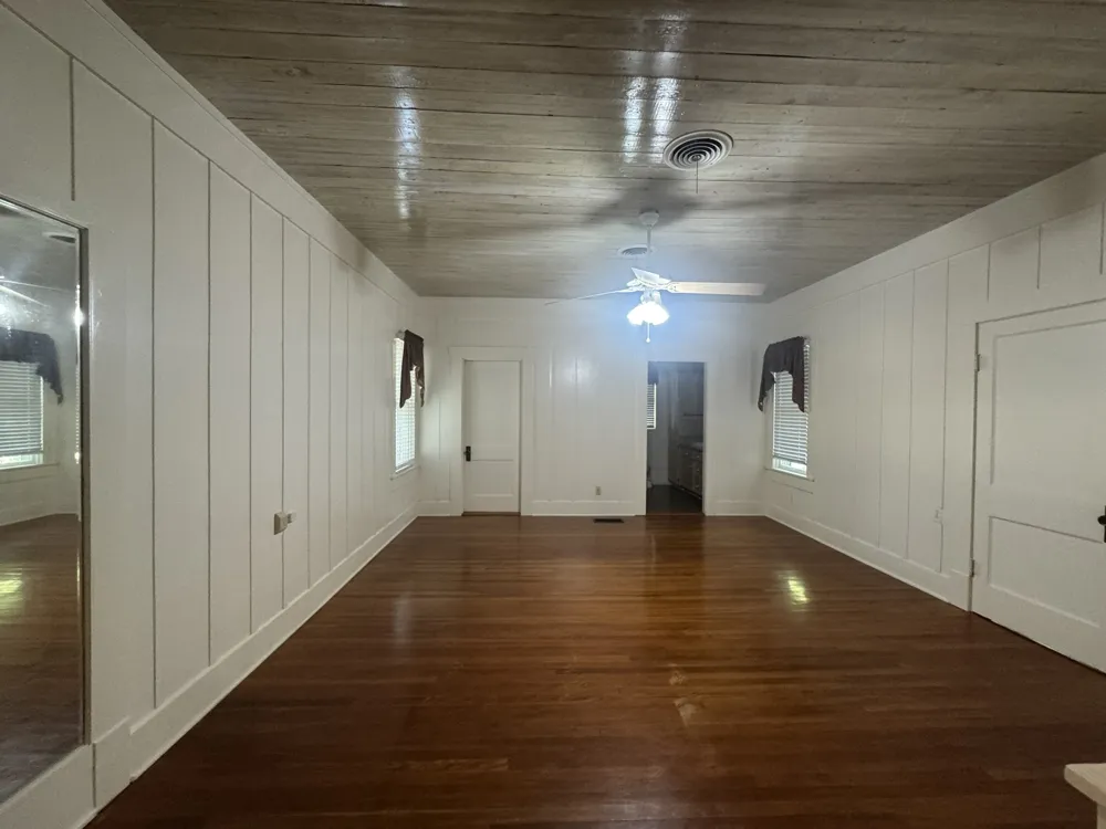 410 E Main Street Wortham, TX 76693