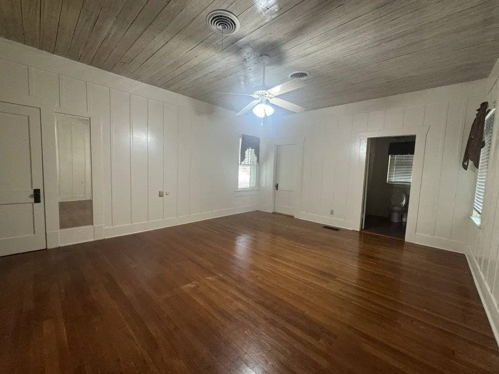 410 E Main Street Wortham, TX 76693