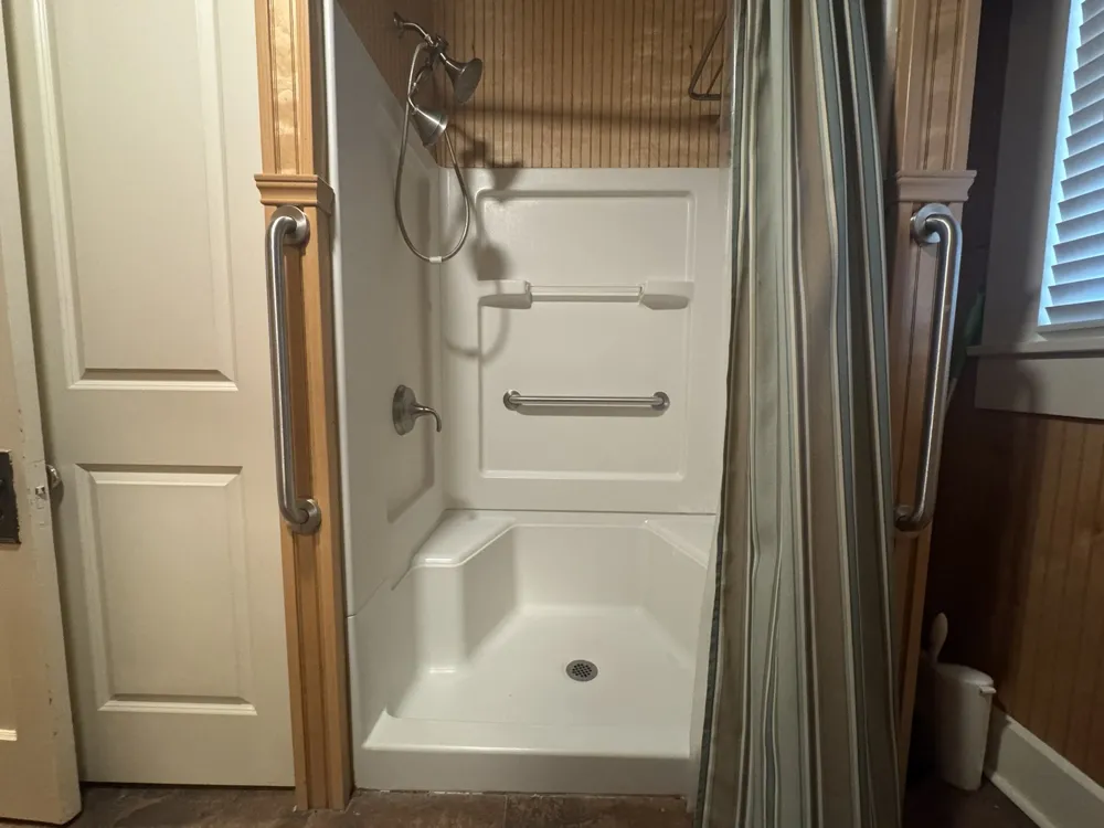 410 E Main Street Wortham, TX 76693