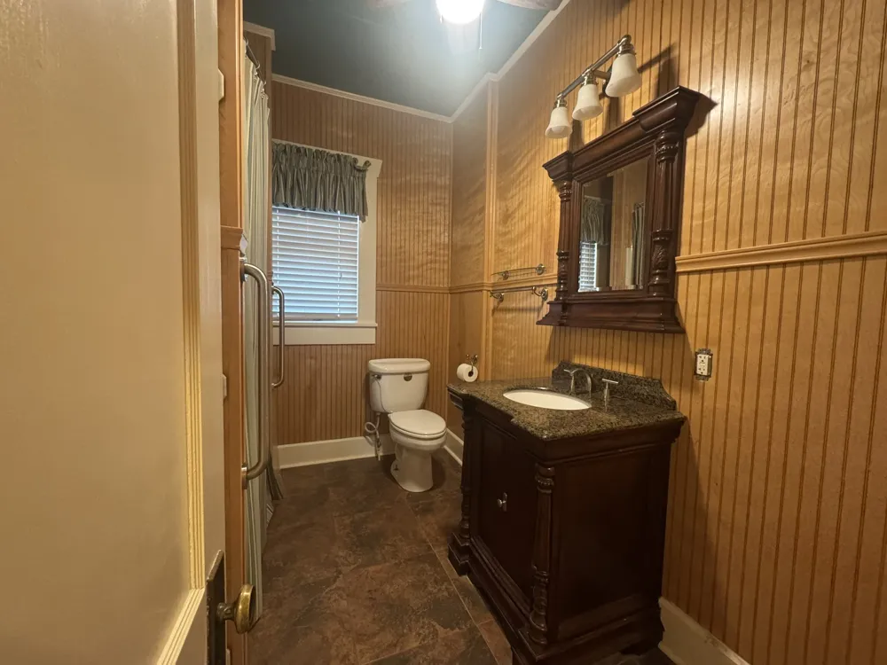 410 E Main Street Wortham, TX 76693