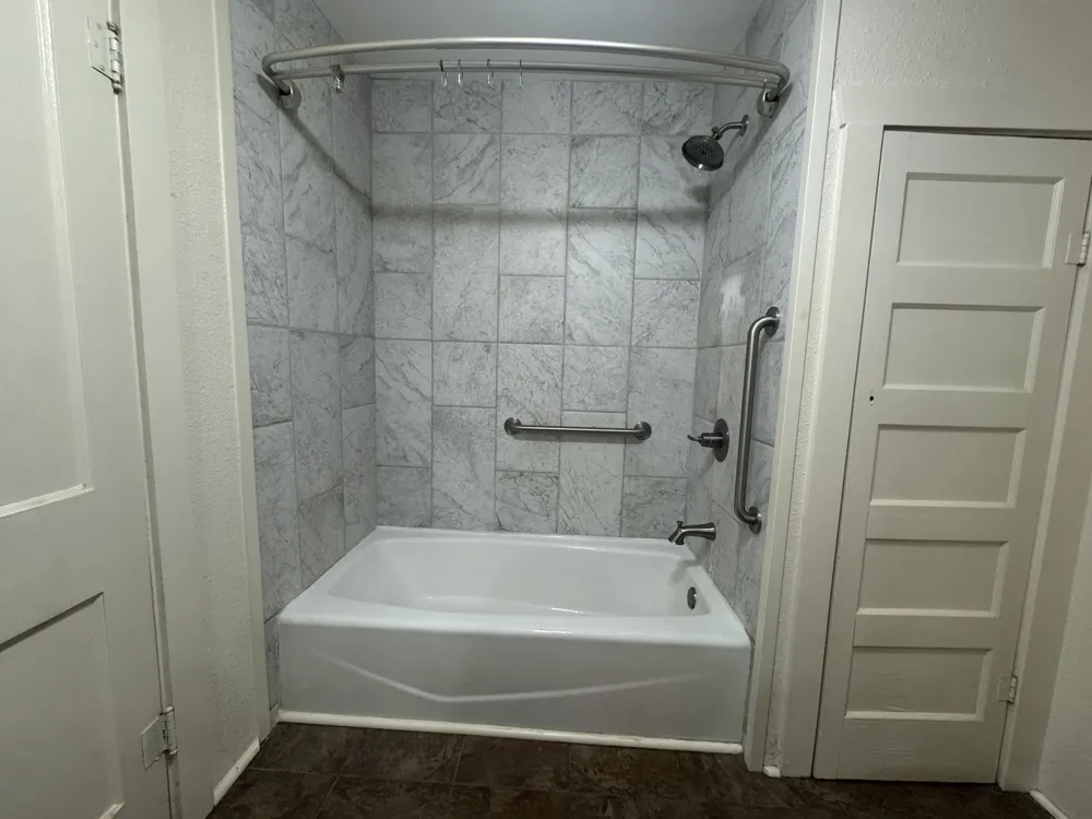 410 E Main Street Wortham, TX 76693