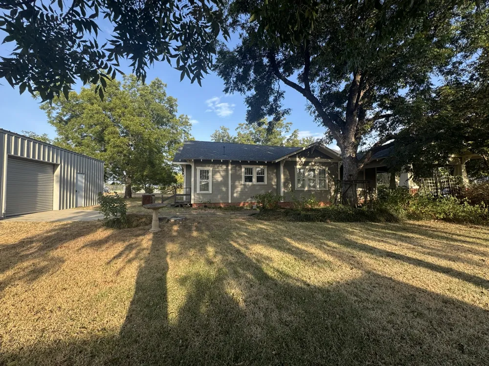 410 E Main Street Wortham, TX 76693