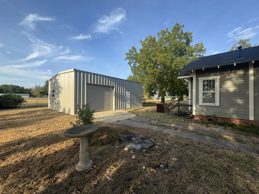 410 E Main Street Wortham, TX 76693