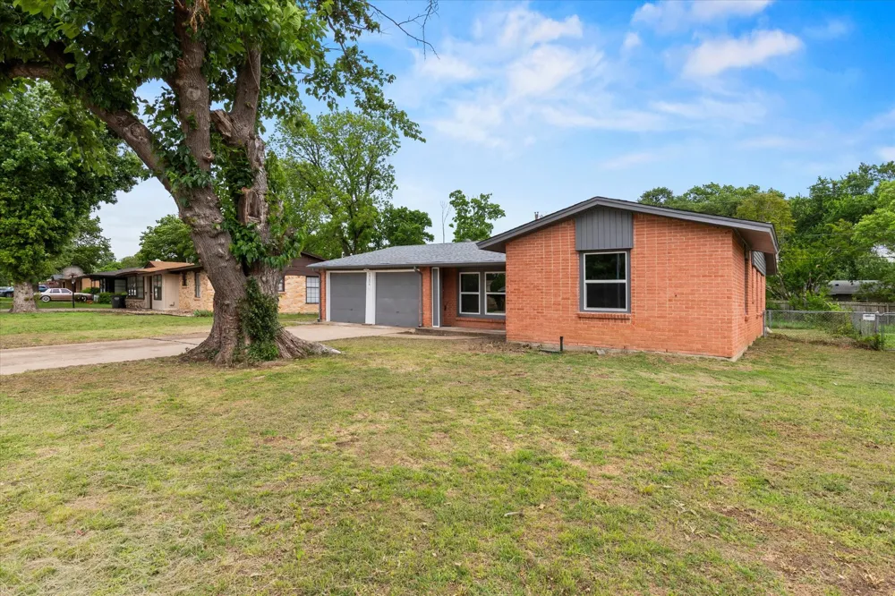 13634 Pyramid Drive Farmers Branch, TX 75234