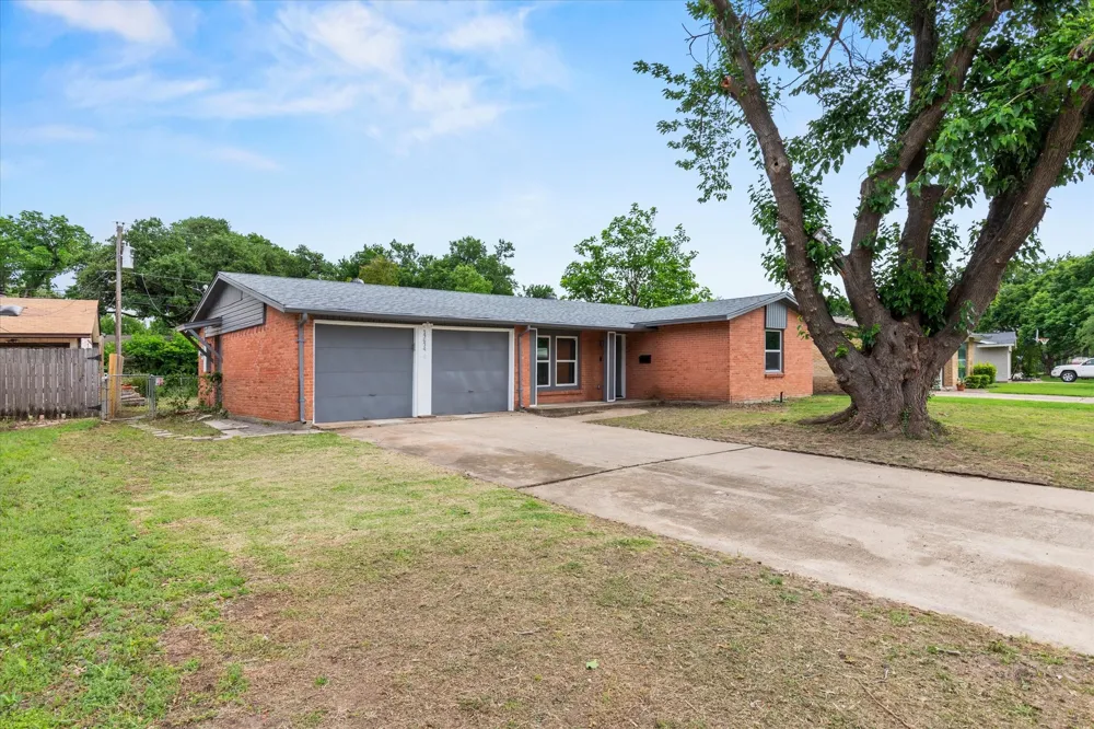 13634 Pyramid Drive Farmers Branch, TX 75234