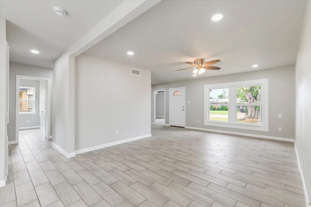 13634 Pyramid Drive Farmers Branch, TX 75234