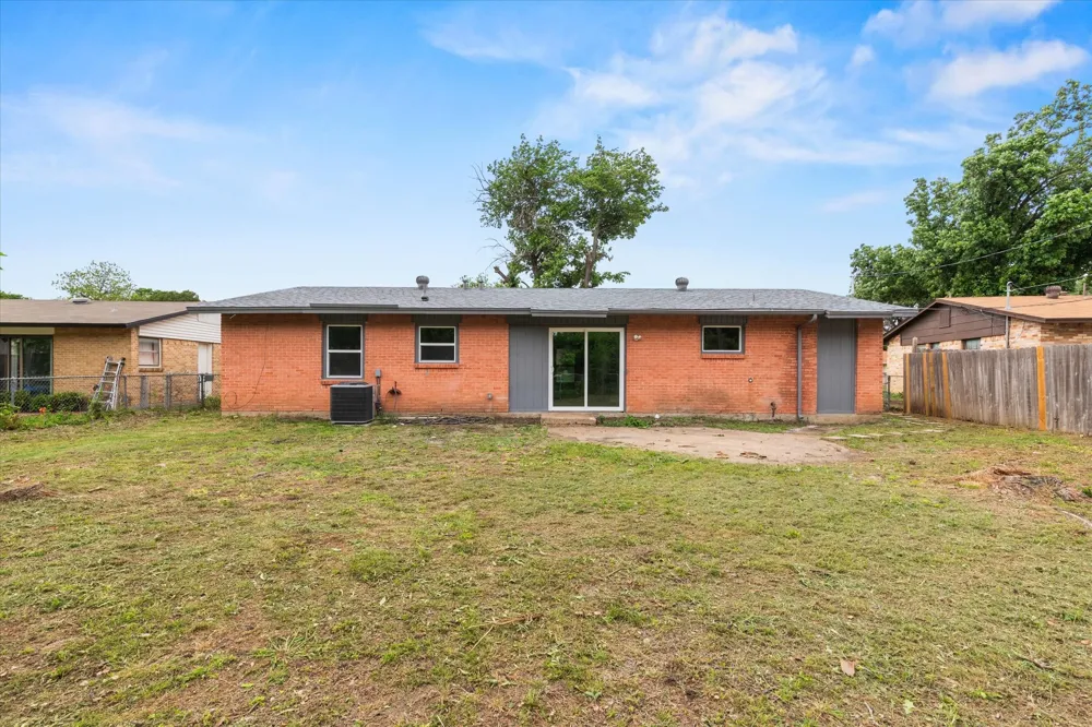 13634 Pyramid Drive Farmers Branch, TX 75234