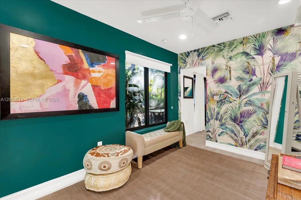 8225 NE 8th Ct Miami, FL 33138