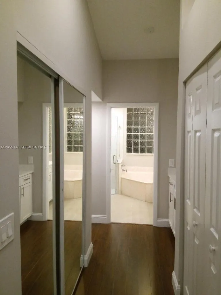 9367 LAKE SERENA Boca Raton, FL 33496