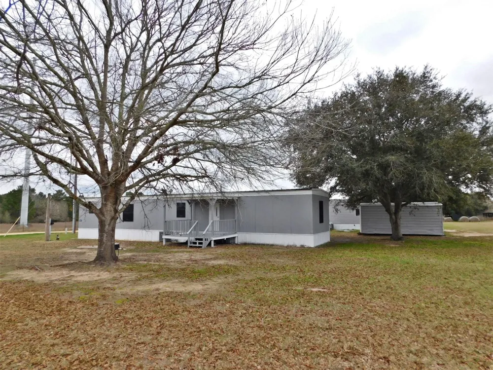 1607 Mallard Lane Sealy, TX 77474
