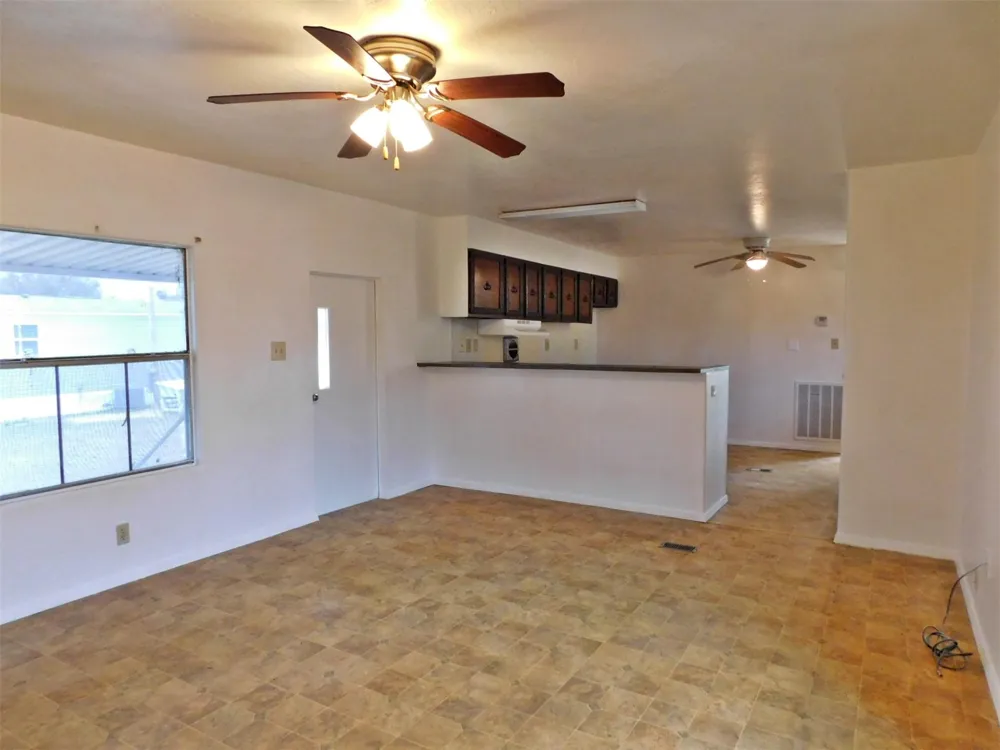 1607 Mallard Lane Sealy, TX 77474