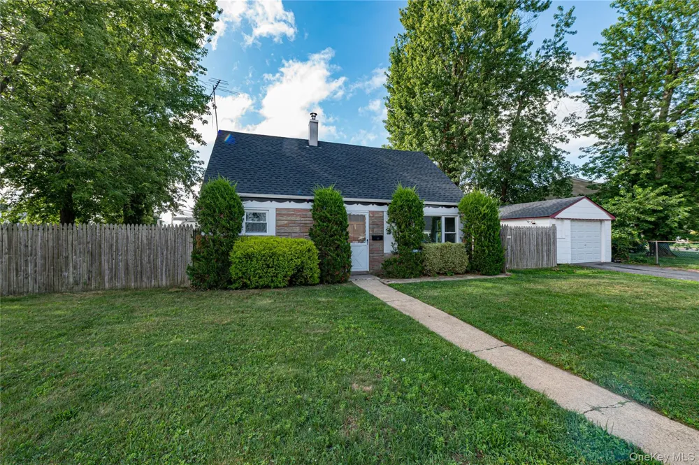 2528 Marshall Avenue Bellmore, NY 11710