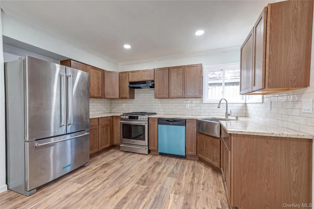 2528 Marshall Avenue Bellmore, NY 11710