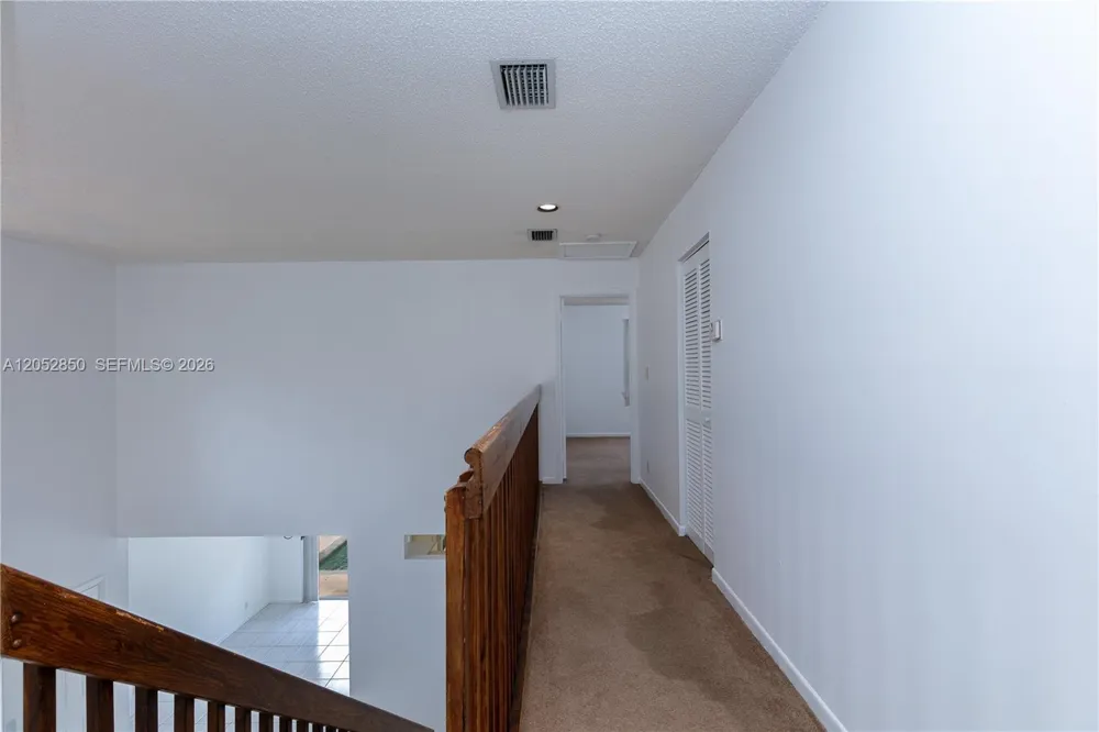 2592 W Saratoga Dr Cooper City, FL 33026