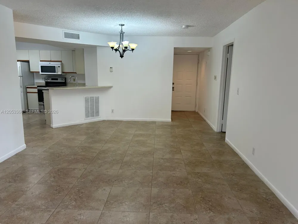 8851 Wiles Rd #208 Coral Springs, FL 33067