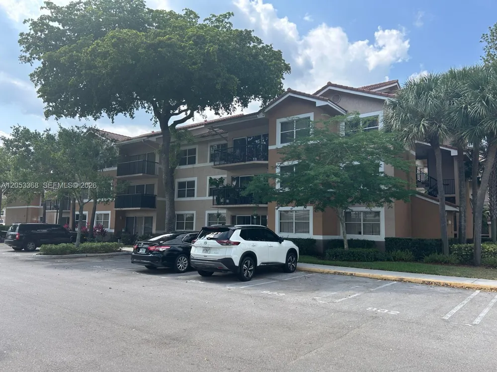 8851 Wiles Rd #208 Coral Springs, FL 33067