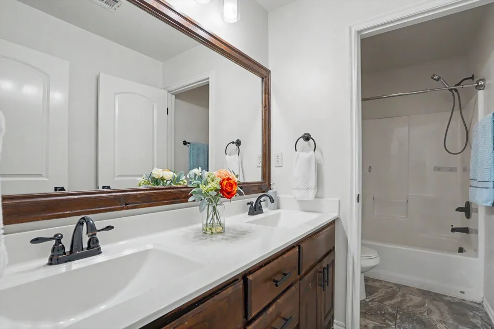 20507 E 31st Place S Broken Arrow, OK 74014